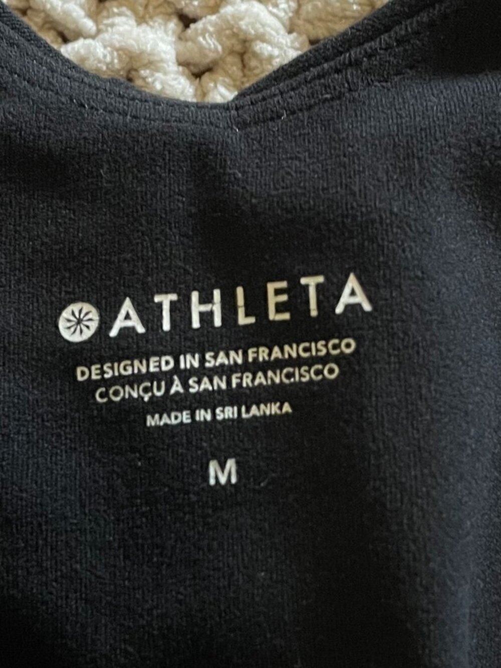 Athleta yoga bra(with pad) - size M - Picture 4 of 4
